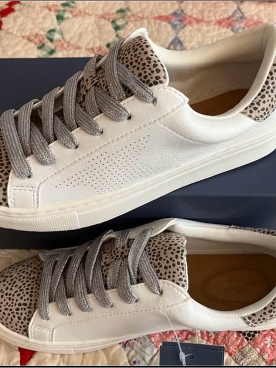 Universal Thread Shoes - Universal Thread White Sneakers with Gray Speckled Accents